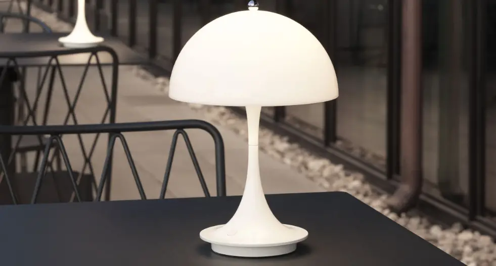 Panthella Portable V2 Table Lamp Instruction Manual