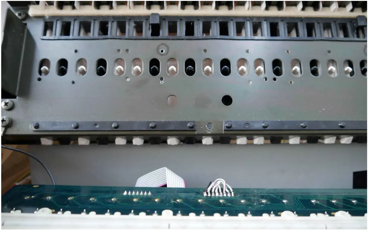 Tubbutec OrganDonor Yamaha SK-10 - fig 4