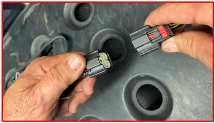 BringIt SwitchBack SOLO Down Tailgate Camera - tailgate