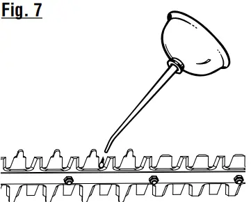 RIDGID-R01401B-18V-Brushless-Cordles-Battery-22-Inch-Hedge-Trimmer-fig-12