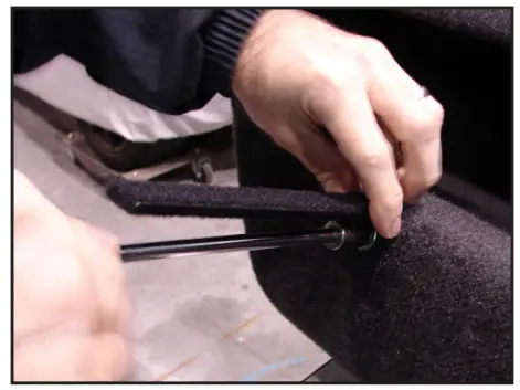 JL AUDIO SB-J-JK2DR 10W1v3 Stealthbox - STEP4