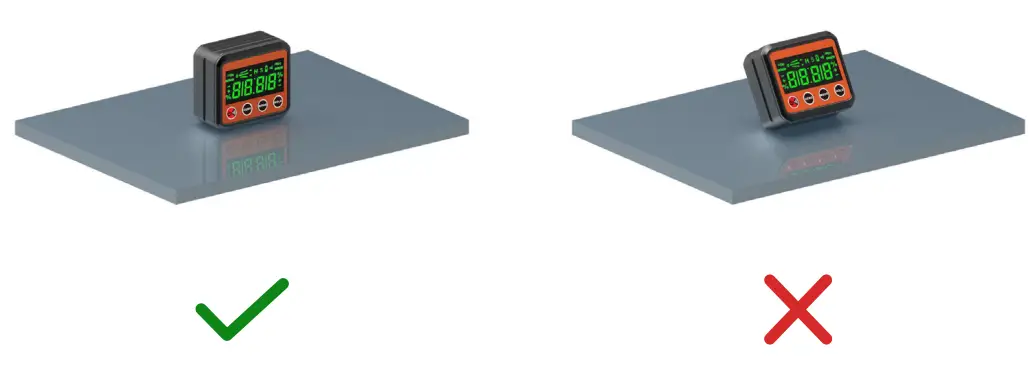 levenhuk Ermenrich Verk LQ40 Digital Level - battery compartment