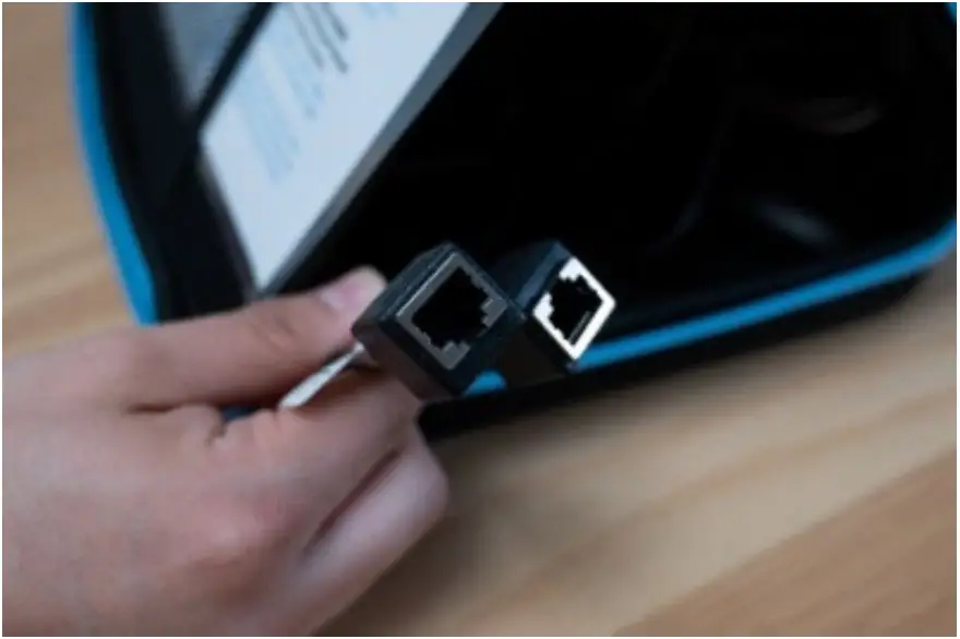 cradlepoint PepWave MAX BR1 Pro 5G Mobile Router - wired device