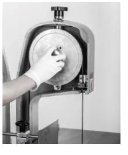 HAMOKI-J210-Bonesaw-Saw-Machine-FIG- (11)