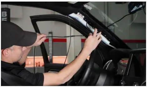 BRANDMOTION-FVMR-1170-FullVUE-Replacement-Rear-View-Mirror-Monitor-PRODUCT-6