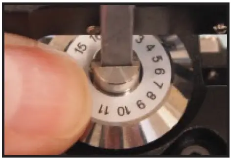 TEMPO-920CL-Optical-Fiber-Cleaver-fig- (3)