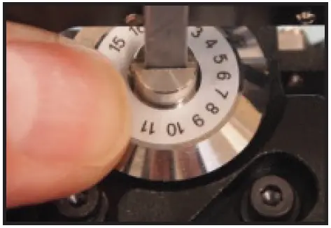 TEMPO-920CL-Optical-Fiber-Cleaver-fig- (5)