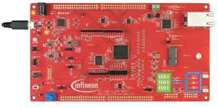 infineon XMC7200 Evaluation Kit
