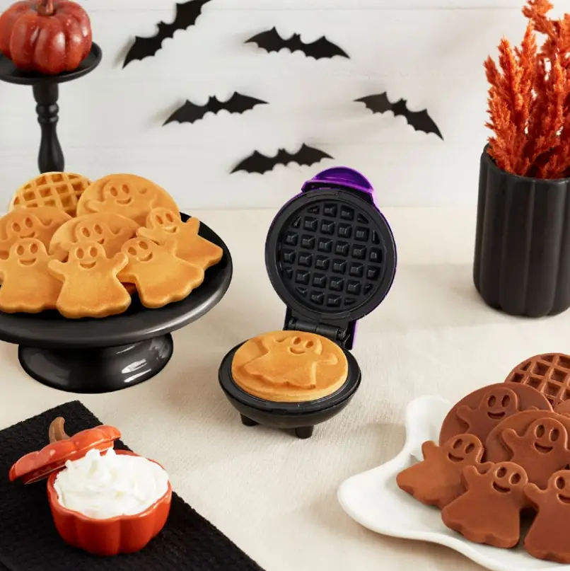 DASH DMWGH001 Ghost Mini Waffle Maker - Fig 1