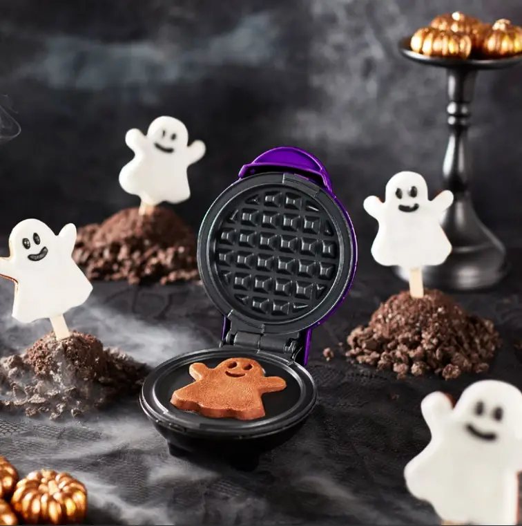 DASH DMWGH001 Ghost Mini Waffle Maker - Fig 2