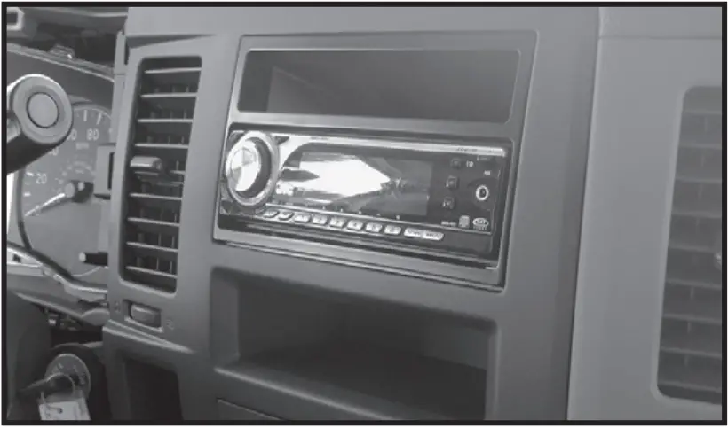 Metra 99 7614 Nissan NV Dash Kit - FEATURES