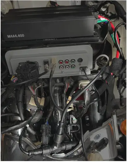 INSTALLATION OF LOWER VENTED FAIRING