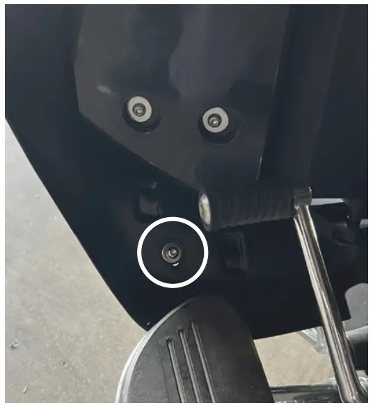 INSTALLATION OF LOWER VENTED FAIRING