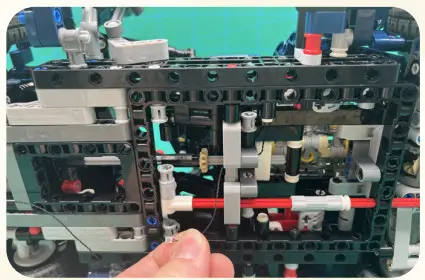 GAME OF BRICKS 42154 Light Kit for Ford GT 2022 - fig 9