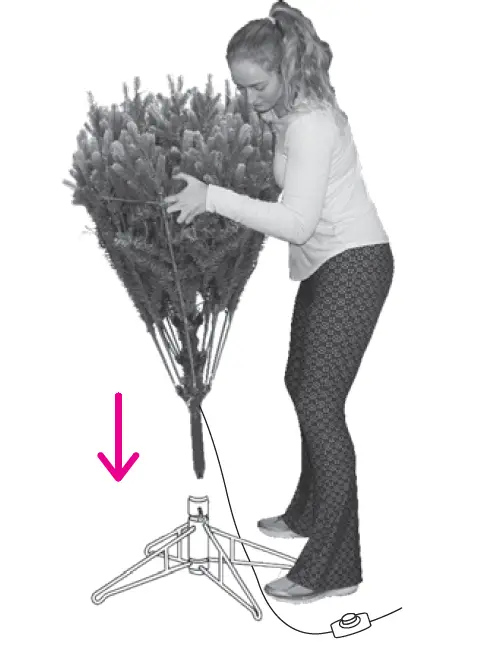 GE-Holiday-22005-Pre-Lit-Christmas-trees-04