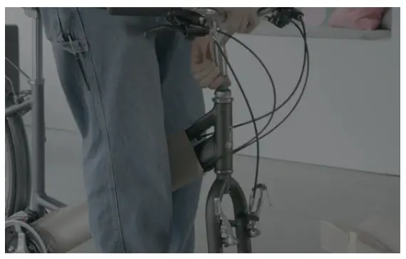 Assembling The Handlebars V1