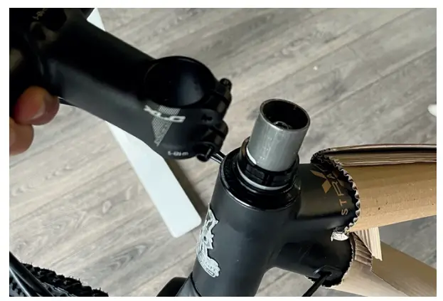 Assembling The Handlebars V2