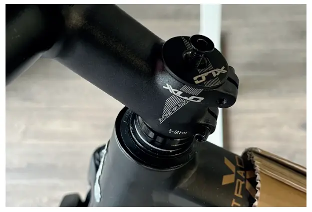 Assembling The Handlebars V2