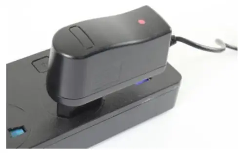 pro ENGINEERS Rotating Dual-Camera Endoscope - Battery charging 1