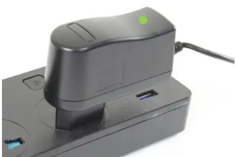 pro ENGINEERS Rotating Dual-Camera Endoscope - Battery charging 3