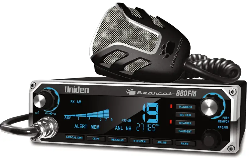 Uniden-Bearcat-880FM-Compact-AM-or-FM-CB-Radio-PRO