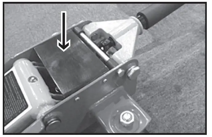 AFF-202LCJ-2-Ton-Long-Chassis-Floor-Jack-fig-1 (10)