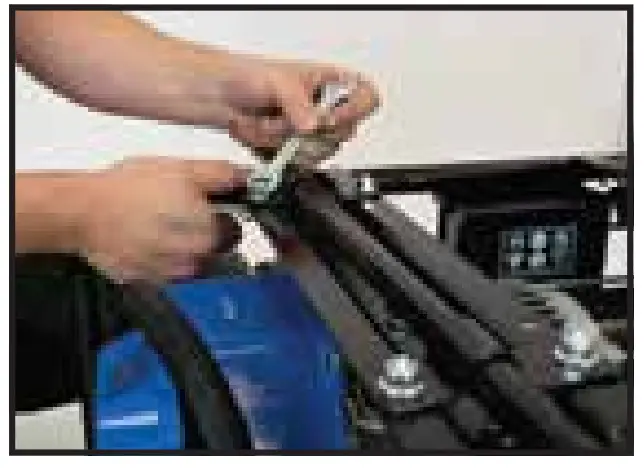 DuroMax DS5000X 5 000 Watt Gasoline Portable Generator - Step 11