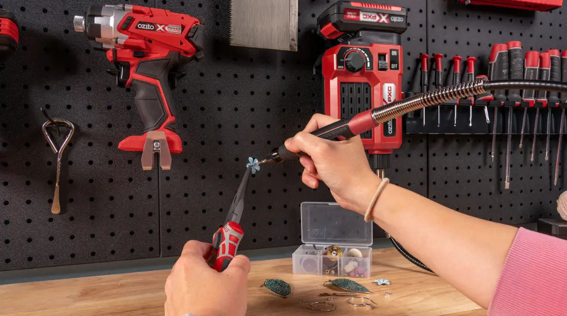 Ozito Pxrts-018 18v Cordless Rotary Tool Station Instruction Manual