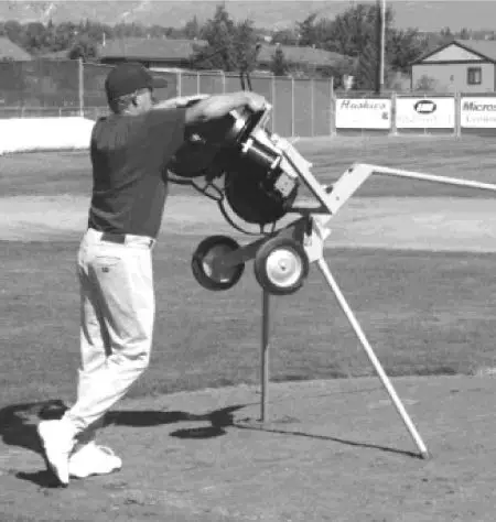 SPORTS-ATTACK-Crick-Attack-Bowling-Machine-5