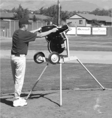 SPORTS-ATTACK-Crick-Attack-Bowling-Machine-6