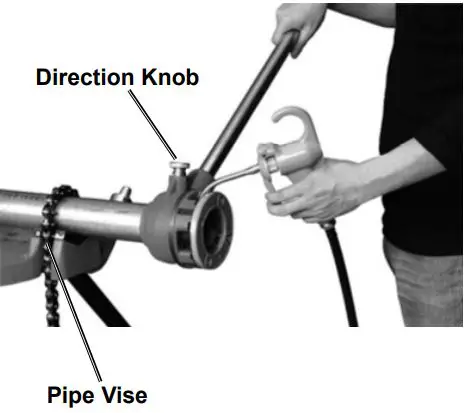 CENTRAL-MACHINERY-58352-10-PC-Ratcheting-Pipe-Threader-Set-FIG-4