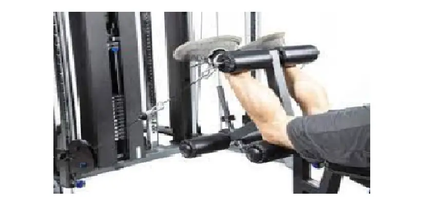 Bodycraft F711 Leg Extension/curl Attachment Owner's Manual Bodycraft F711 Leg Extension/curl Attachment Owner's Manual