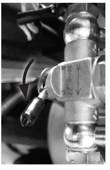 Winco-EC6010DR-T Vehicle-Mounted-Diesel-Generator-14