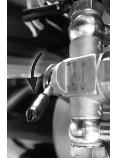 Winco-EC6010DR-T Vehicle-Mounted-Diesel-Generator-19