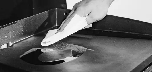 BLACKSTONE-1832-17-Inch-Griddle-40