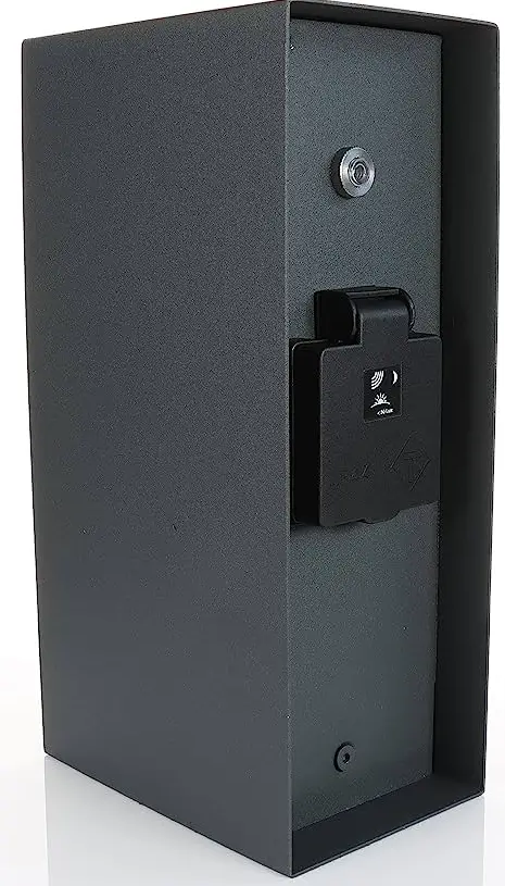 SSC-LUXon-ZAVO-Garden-Socket-Smart-product