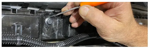 STEALTH-HITCHES-SHR09001-Tesla-Model-3-Hitch-14