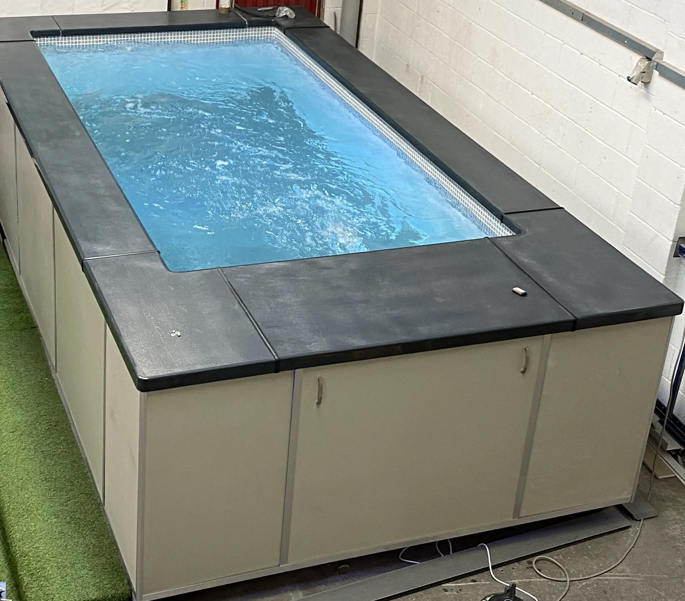 HeatForm Above Ground Pool