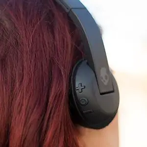 Skullcandy-SCS5URHW-509-Uproar-Wireless-On-Ear-Headphone-fig-2