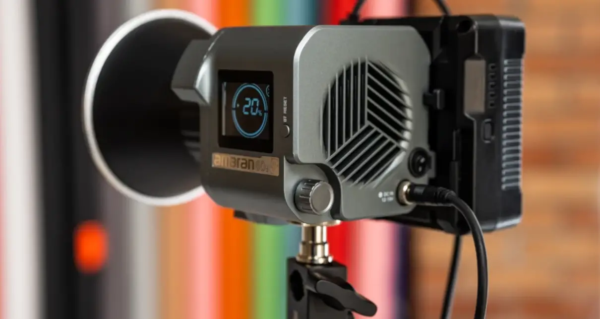 Aputure Amaran 60d S Compact Daylight Point Source Cob Light Owner's Manual