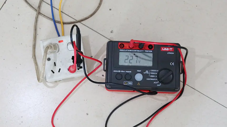 Uni-t Ut501b Insulation Resistance Tester Instruction Manual Uni-t Ut501b Insulation Resistance Tester Instruction Manual