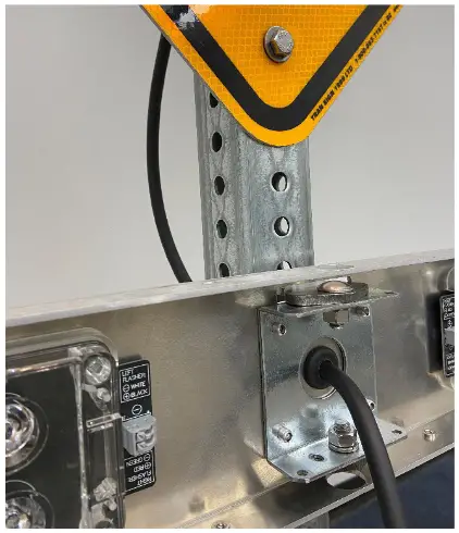 carmanah G Series RRFB Mast Arm Kit - fig 10