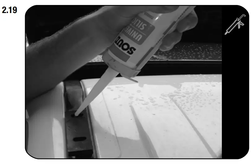 FRONT RUNNER KSFR002 Ford Ranger T6 Slimsport Roof Rack Kit  - SECURE9