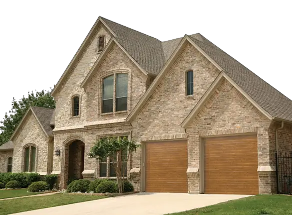 RAYNOR Showcase Faux Wood Garage Door User Guide