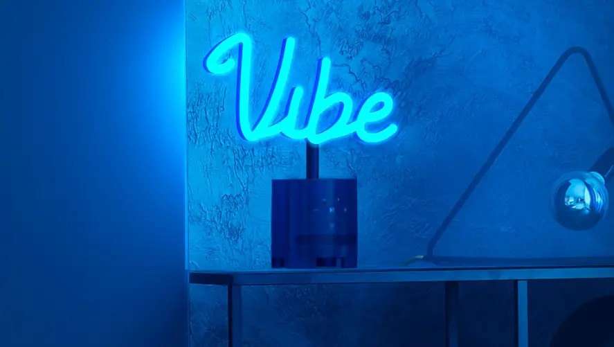 Atomi Neonboom Bluetooth Speaker User Manual