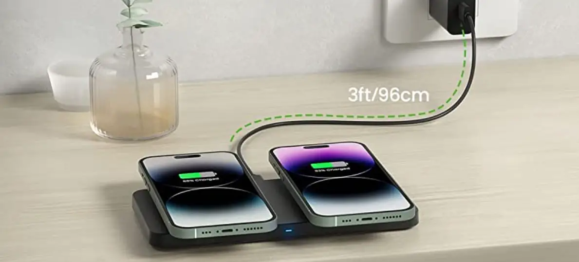 Geekera M15 2-in-1 Magnetic Wireless Charging Station User Manual