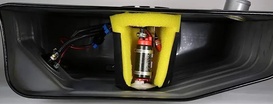 AEROMOTIVE 18130 Gen 2 Stealth Tank