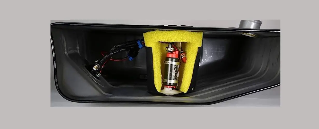 Aeromotive 18130 Gen 2 Stealth Tank Instruction Manual Aeromotive 18130 Gen 2 Stealth Tank Instruction Manual