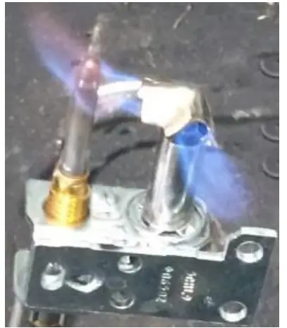 2BRN-18 Mason Lite Virginiana Vented Gas Burner with Logs - Burner kits5