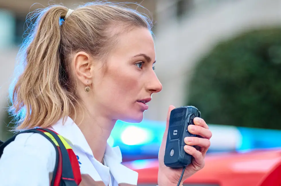 Crosscall X-comm Remote Microphone Or Speaker Instruction Manual Crosscall X-comm Remote Microphone Or Speaker Instruction Manual